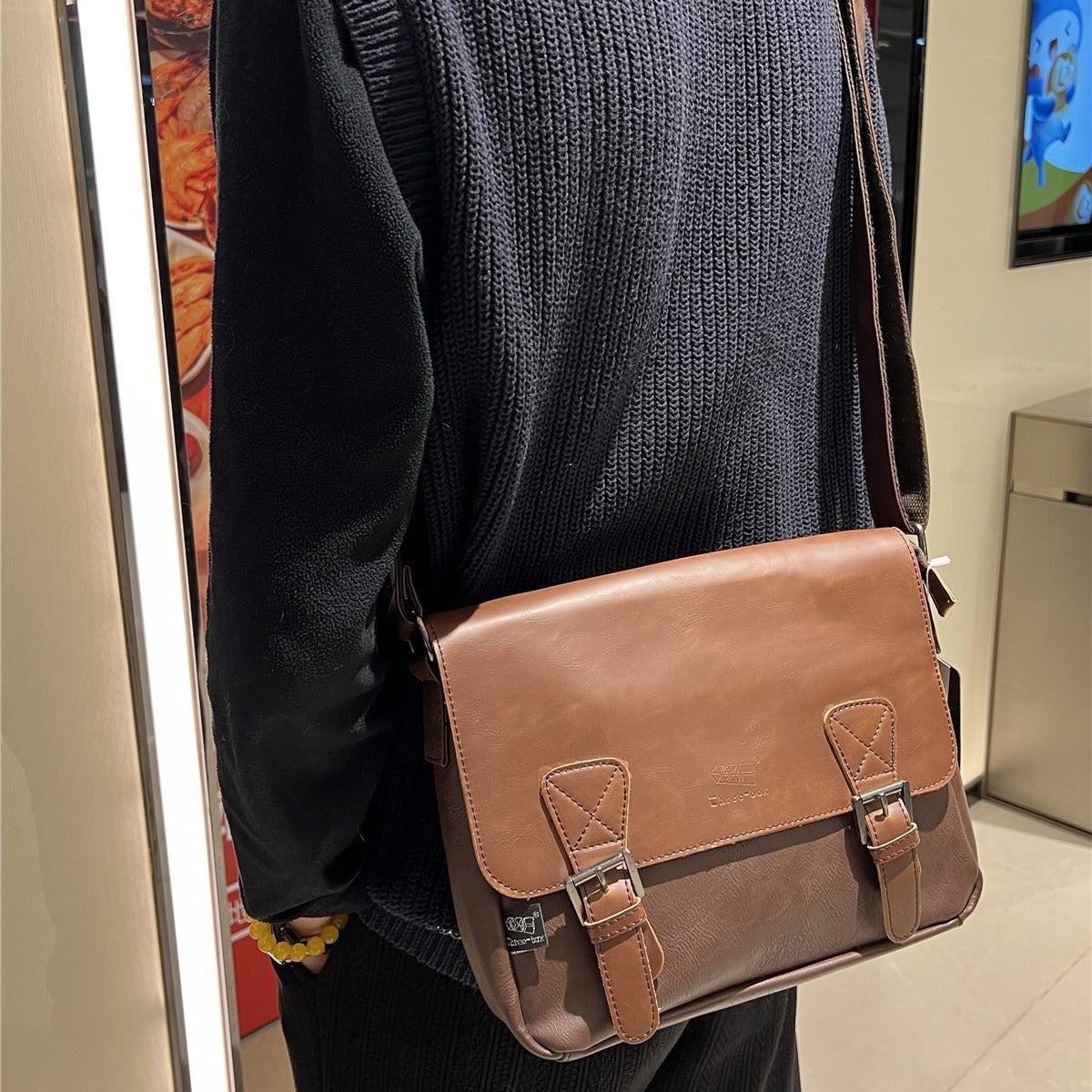 Retro Men's Japanese And Korean Casual Simple Shoulder Fashion Messenger Bag