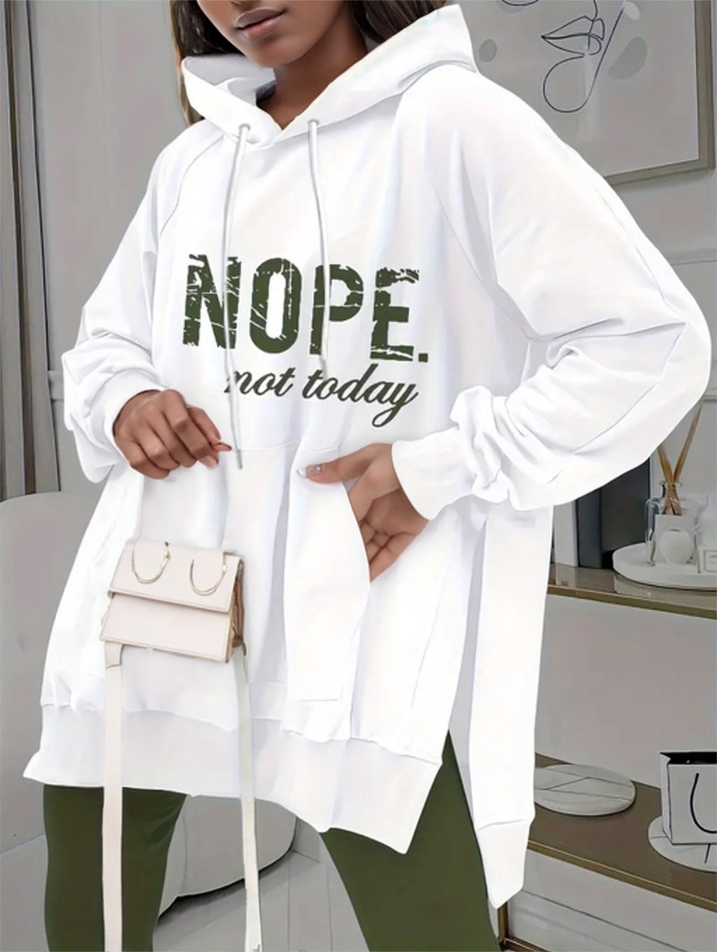 A Solid-color Long-sleeved And Long-pants Suit For Ladies