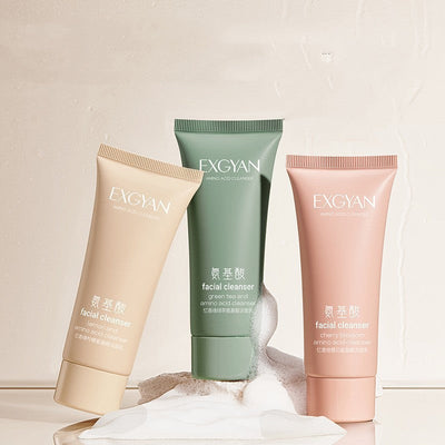 Exfoliating Deep Cleansing Facial Cleanser itouch exclusive botique